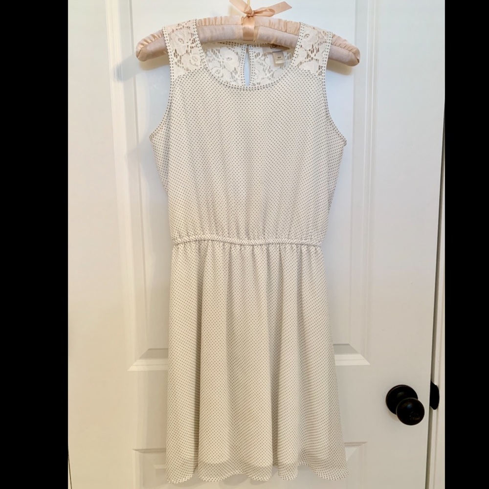White, polka dot, and lace Dress size 00P